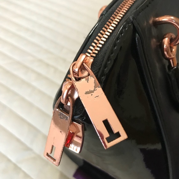 Ted Baker medium sized bag - Picture 4 of 8